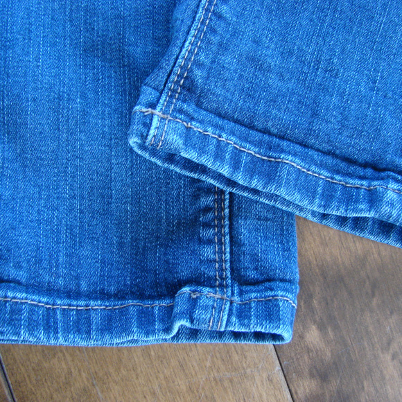 White House Black Market Girlfriend Denim Jeans 0 - Picture 6 of 8